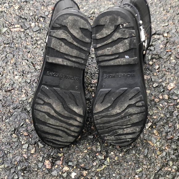 Michael Kors Fulton Harness Rain Boots Size 6 - Picture 7 of 11